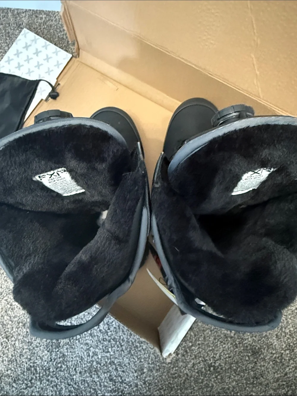 NWT - Helium BOA Men's/ Women’s Black Snow Boots
